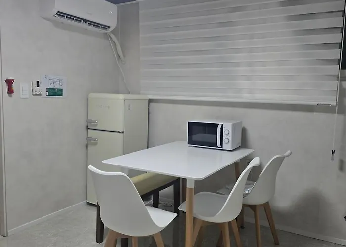 Secretonhouse Open 9min Walk From Hongdae Station Villa *